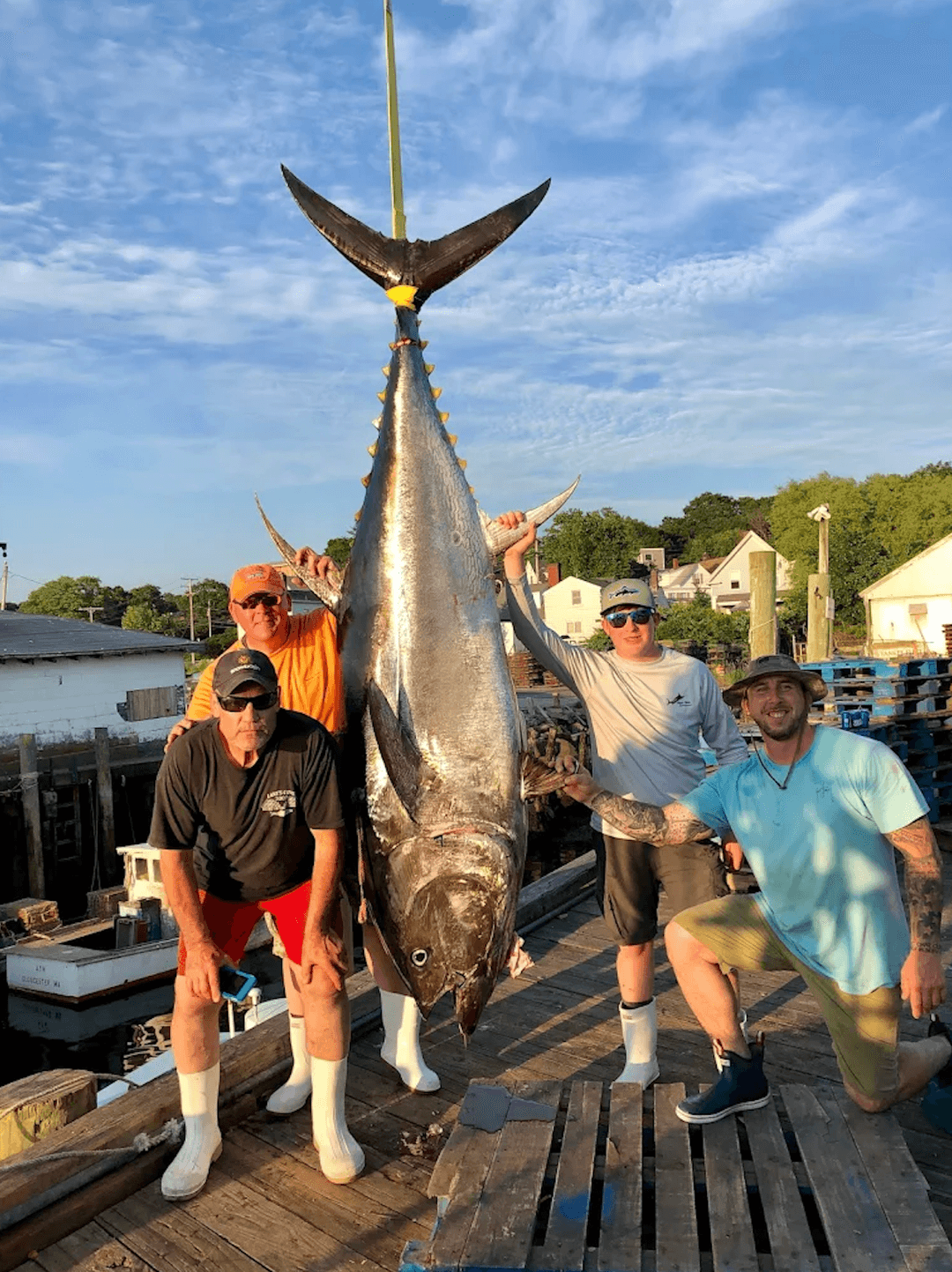 Tuna fishing group on CB Charters